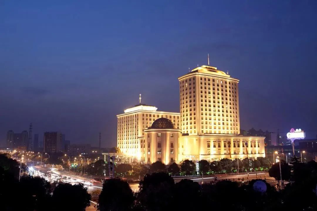 1720166419656961.jpg 22.jpg